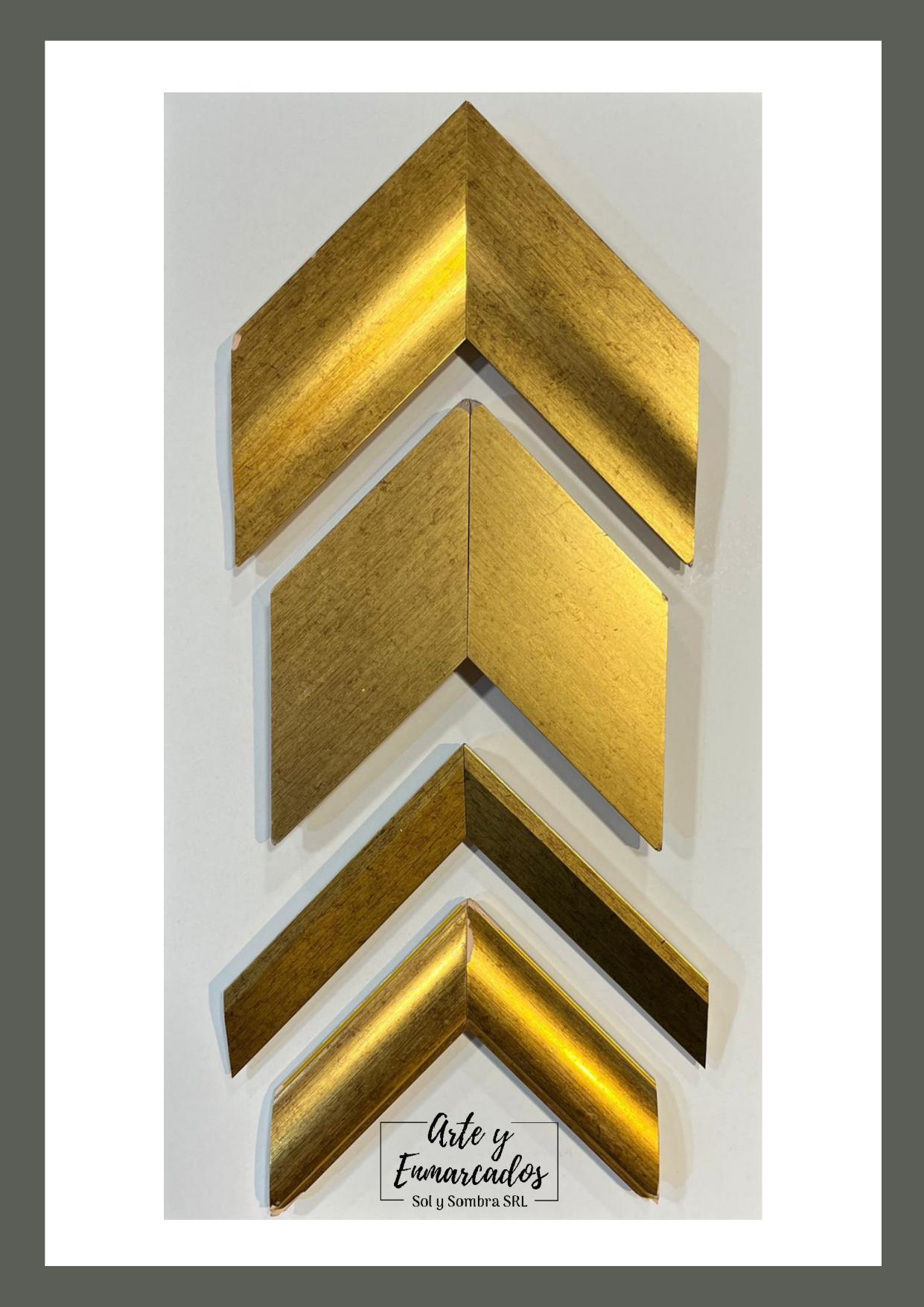 Molduras doradas satinadas de perfil plano y curvo, estilo clásico – Sol y Sombra SRL