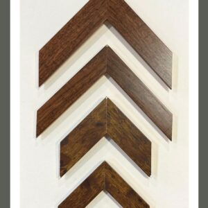 Molduras de madera tono nogal y roble oscuro – Sol y Sombra SRL