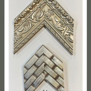 Molduras plateadas con diseño floral y entramado metálico – Sol y Sombra SRL