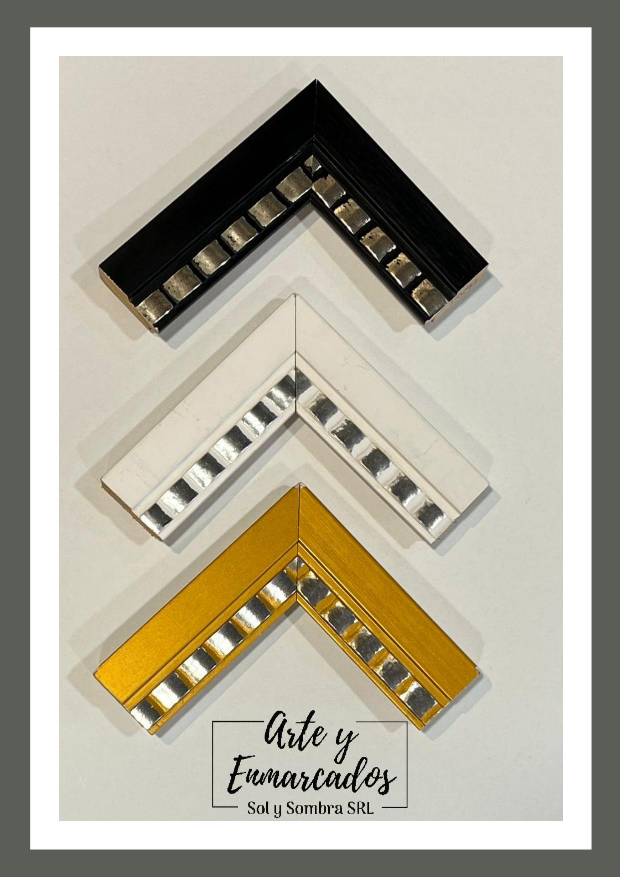 Molduras con inserciones metálicas en tonos negro, blanco y dorado – Sol y Sombra SRL